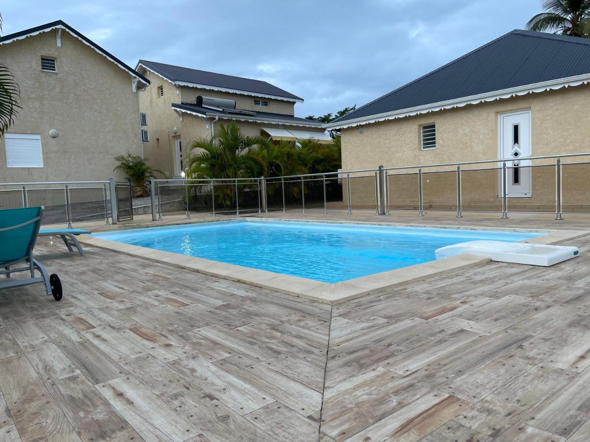 Les Villas Sarah Le Moule Dış mekan fotoğraf