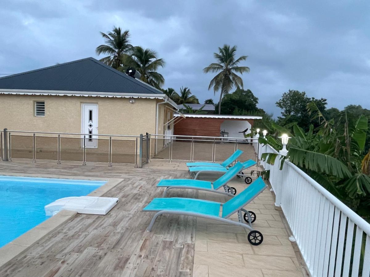 Les Villas Sarah Le Moule Dış mekan fotoğraf