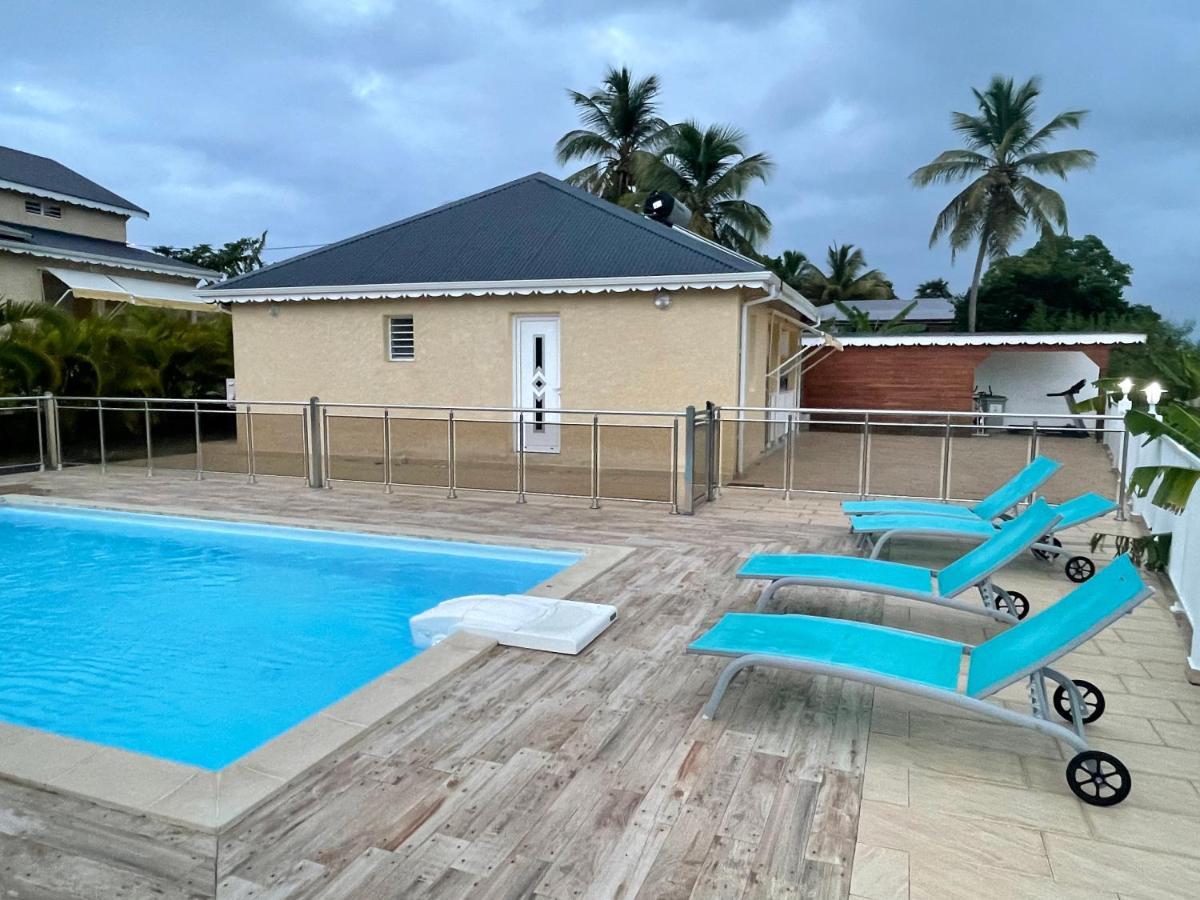 Les Villas Sarah Le Moule Dış mekan fotoğraf