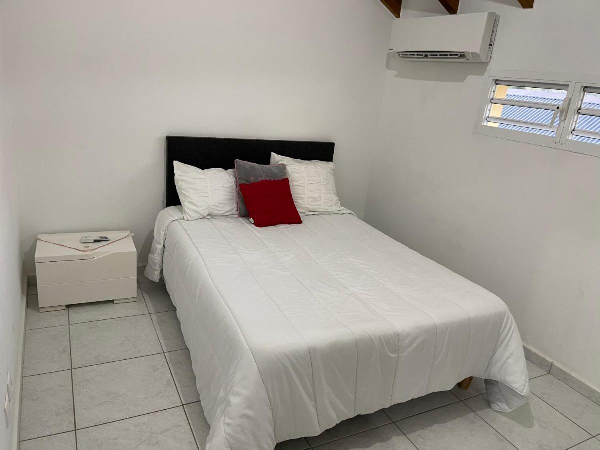 Les Villas Sarah Le Moule Dış mekan fotoğraf