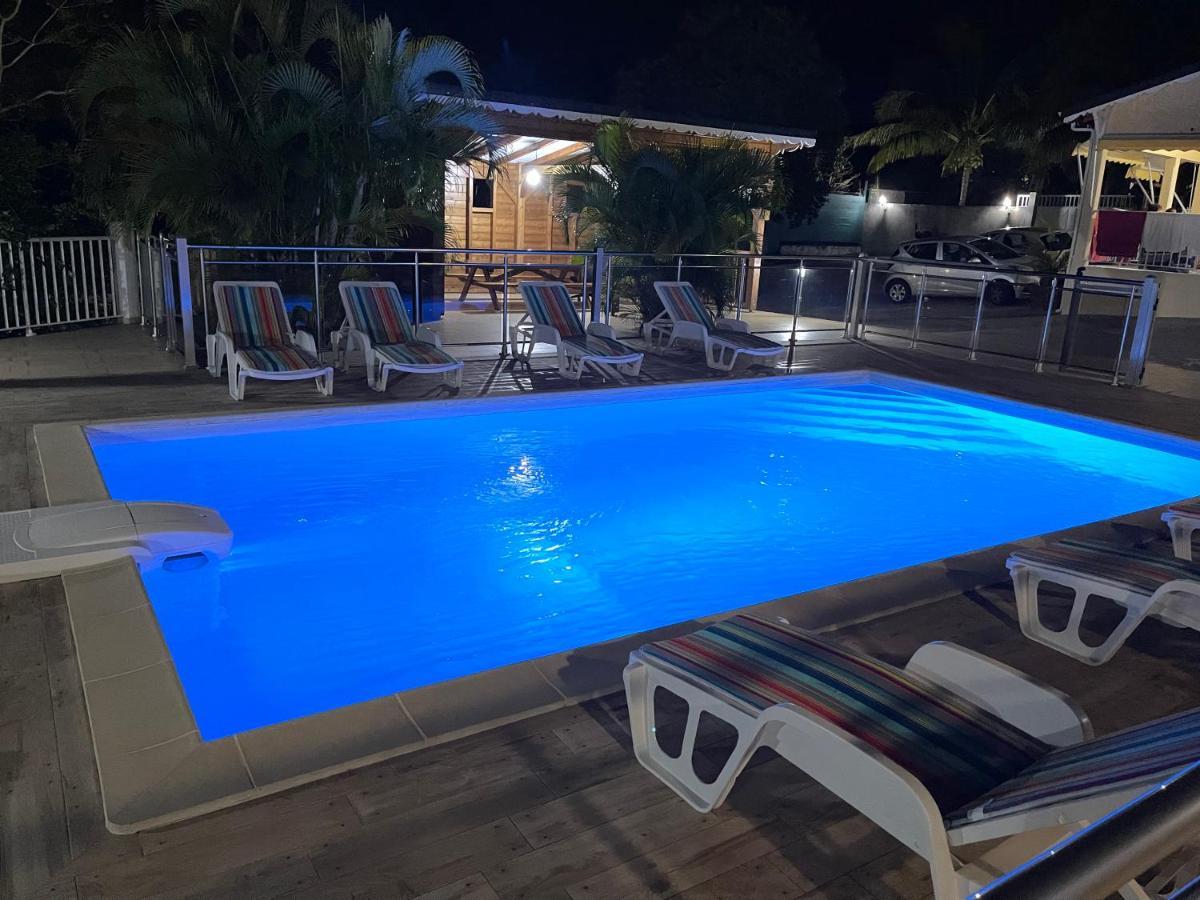 Les Villas Sarah Le Moule Dış mekan fotoğraf