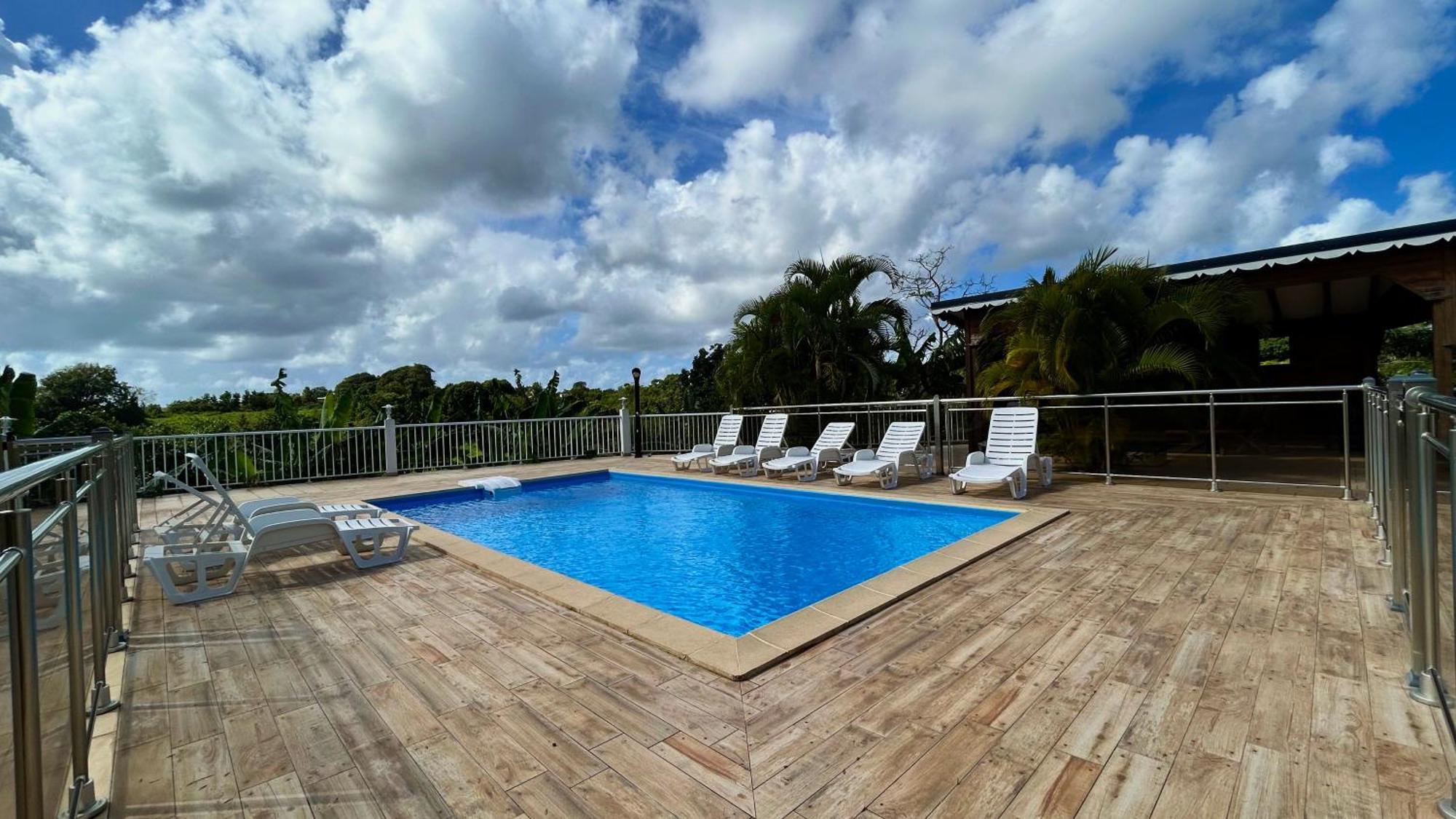 Les Villas Sarah Le Moule Dış mekan fotoğraf